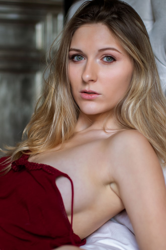 Emily Bloom - Emily Bloom: Official Site